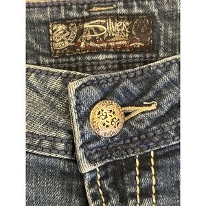 Silver Jeans Women's SUKI Surplus Size 31 X 32 Stretch Western‎